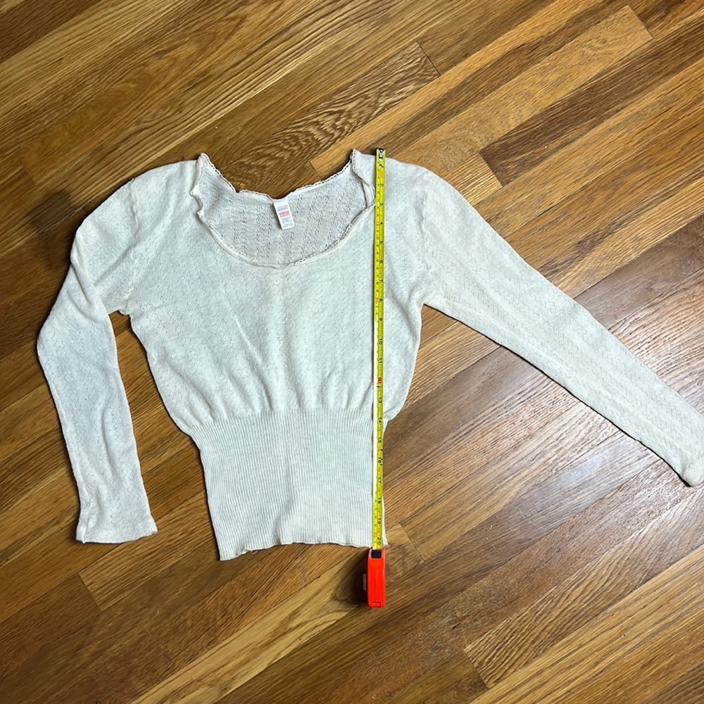 Vintage wool and nylon base layer top best fits a szMed